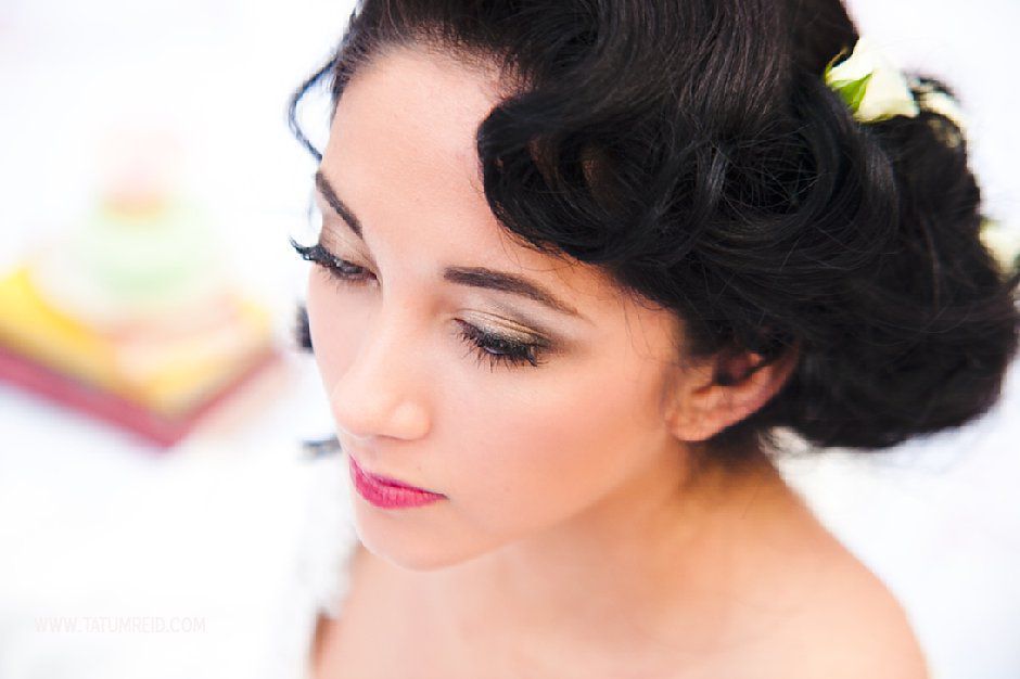 Floral vintage bridal shoot, vintage, pastels, romantic wedding theme, wedding photography norwich (9)