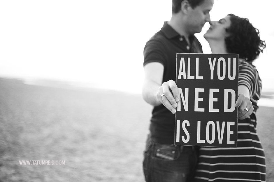 Beach engagement shoot_North Norfolk engagement shoot_ Wells next sea_tatum reid photography_ Stephen & Jen (4)