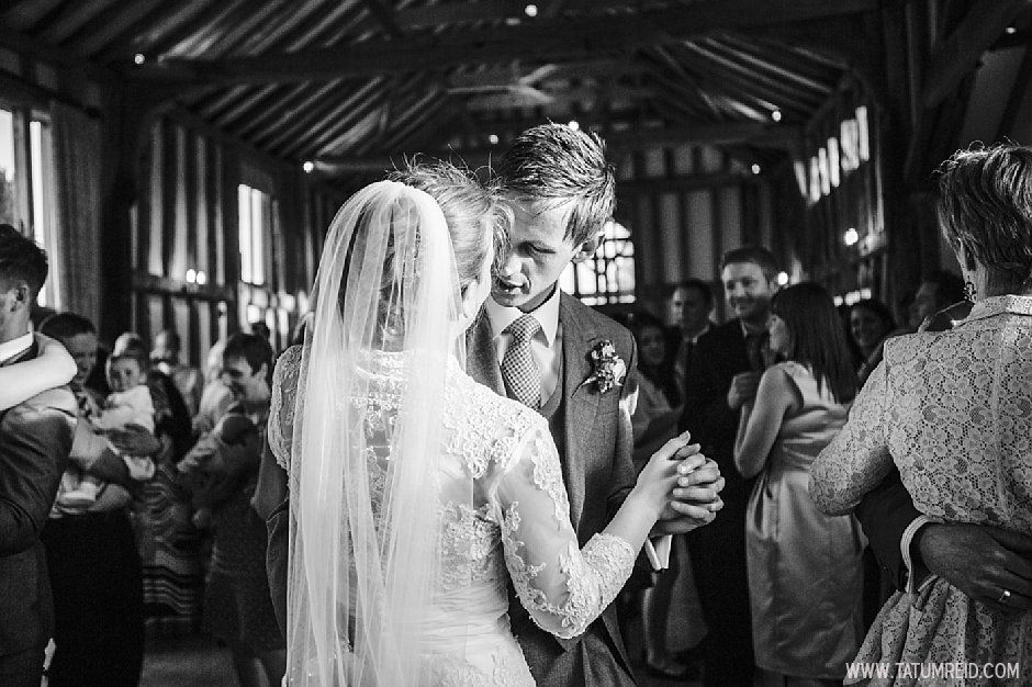 2013_tatum reid photorgaphy_the Garden barn suffolk_Gareth and Ellie_wedding photorgaphy (1) 2013_tatum reid photorgaphy_the Garden barn suffolk_Gareth and Ellie_wedding photorgaphy_country, vintage romantic, floral table plans wedding horse and carraige (1)