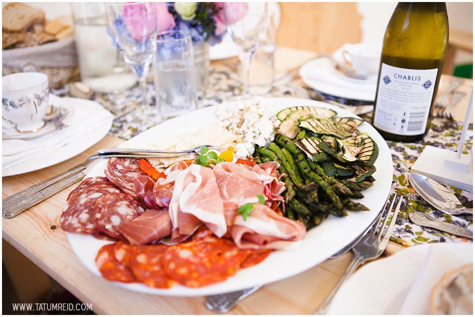 Norfolk wedding photography-tatum reid photography - 2013 -Sophie and Richard (29) West runton-Yurt wedding-norfolk wedding photography- outdoor wedding-diy wedding-glass light jard for wedding (29)