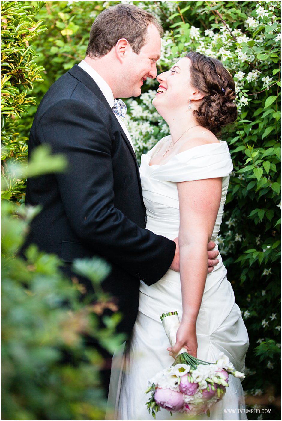 Norfolk wedding photography-tatum reid photography - 2013 -Sophie and Richard (14) West runton-Yurt wedding-norfolk wedding photography- outdoor wedding-diy wedding-glass light jard for wedding (14)