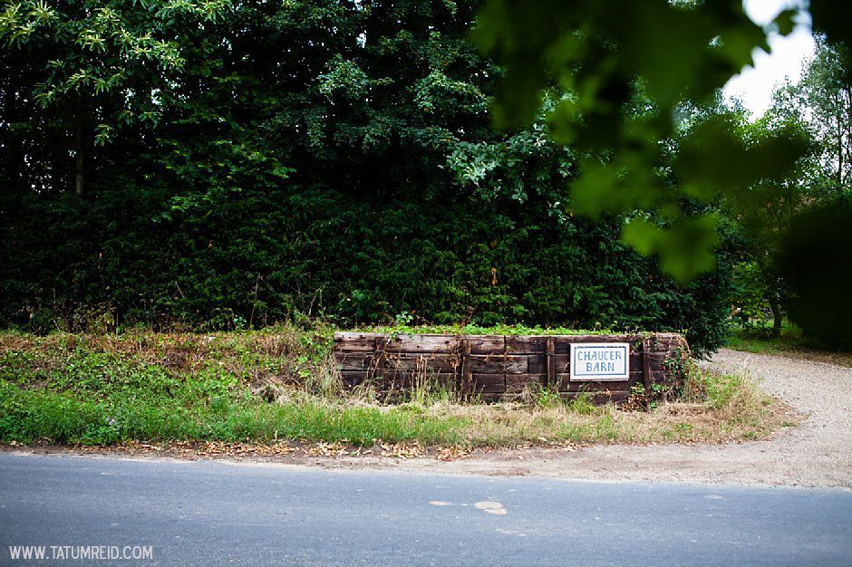 Chaucer barn wedding-Norfolk wedding photography_Felicia and David (20) Chaucer barn wedding-Norfolk wedding photography_Felicia and David-outdoor weddings Norfolk- barn weddings Norfolk (20)