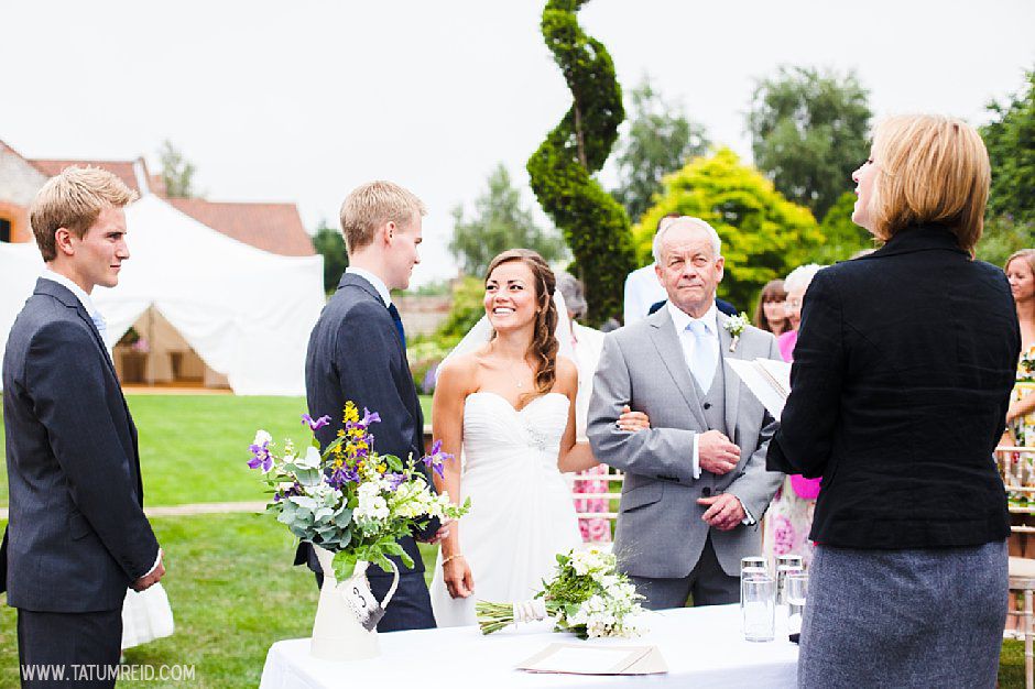 2013_Chaucer barn wedding_tatum reid photography_norfolk wedding photography_outdoor wedding (32)