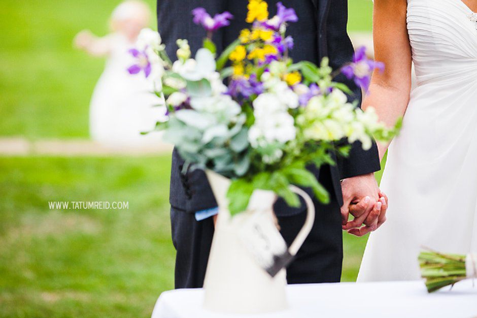 2013_Chaucer barn wedding_tatum reid photography_norfolk wedding photography_outdoor wedding (31)