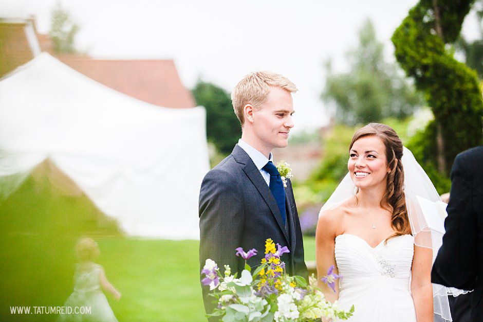 2013_Chaucer barn wedding_tatum reid photography_norfolk wedding photography_outdoor wedding (30)