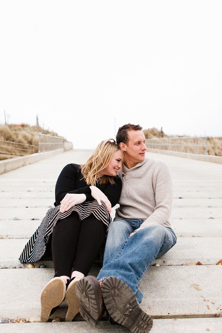 Norwich couple photography_tatum reid photography_North Norfolk_Jake and Laura_cart gap (11)