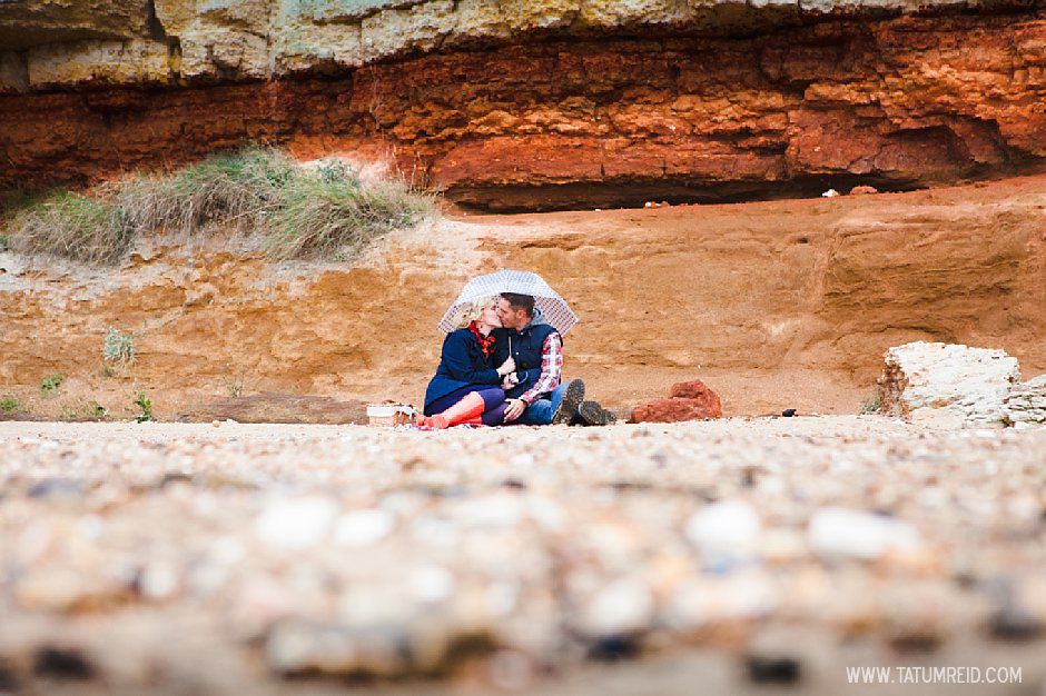 Hunstanton Engagement shoot, Norfolk,Tatum Reid Photography_nautical beach picnic engagement shoot (19)