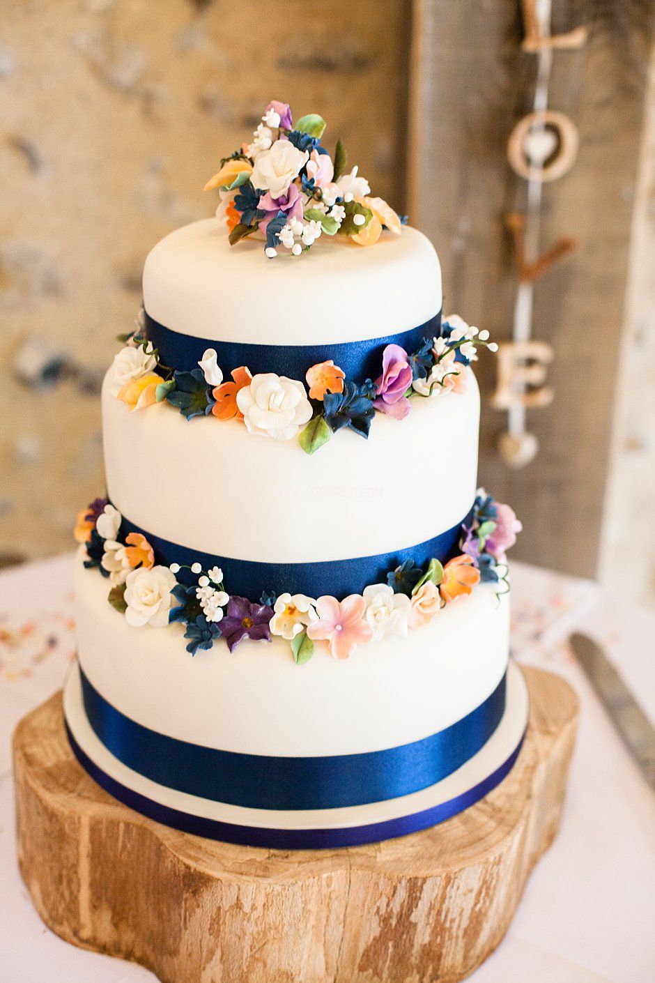 barn wedding_suffolk_rustic vintage_tatum reid photography_neal and wendy_country wedding_wedding photography suffolk (24)
