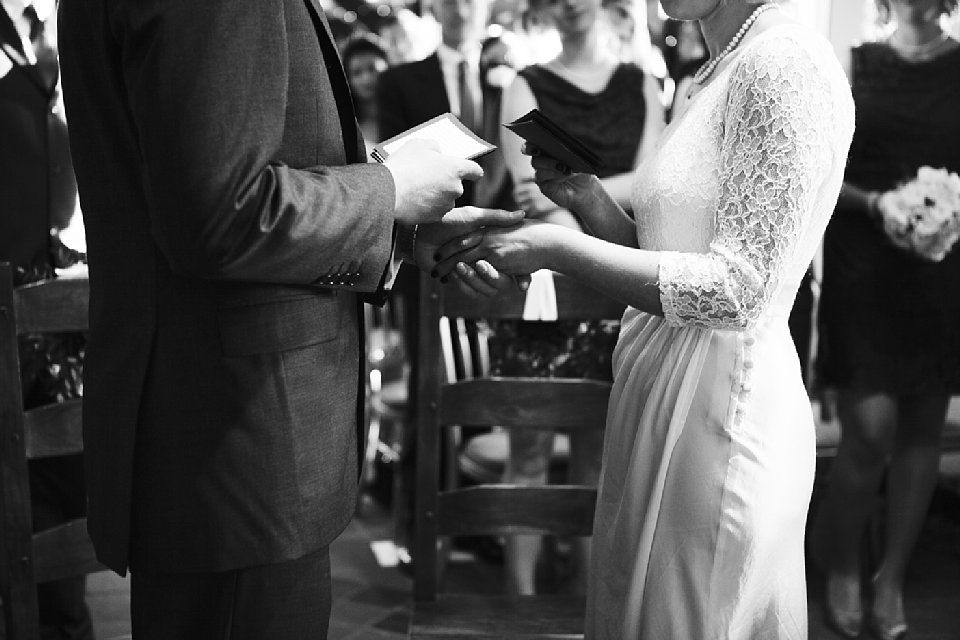 South farm wedding_Herfordshire_tatum reid photography_christmas wedding_barn wedding (25)