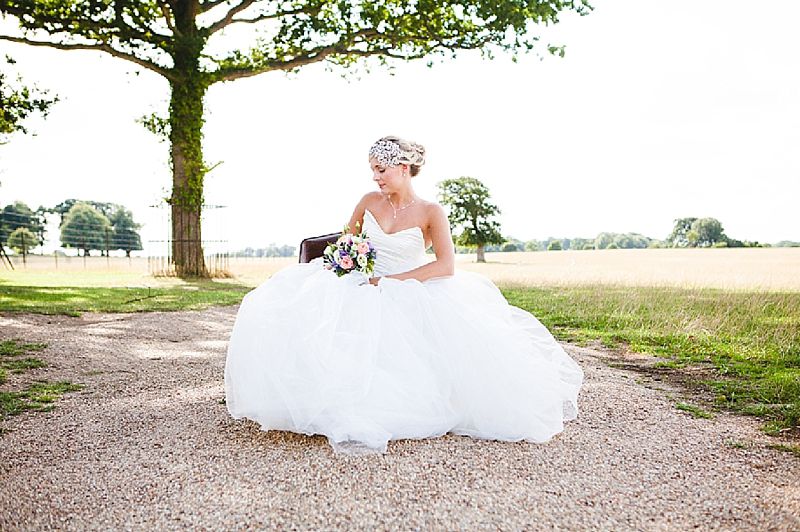 Wedding accessories, outside bridal shoot, bride with dog, bassett hound, red lips, vintage looks (20)