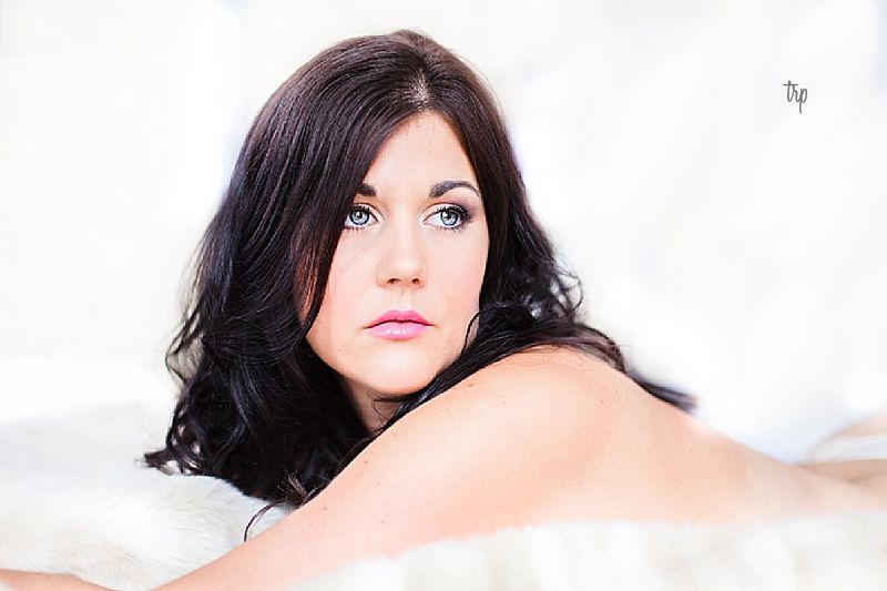 Norfolk boudoir photography_glamour photography_Tatum Reid (6)