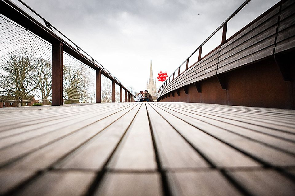Norwich engagement couple shoot_Red balloons_vintage bike_red theme_tatum reid photography (2)