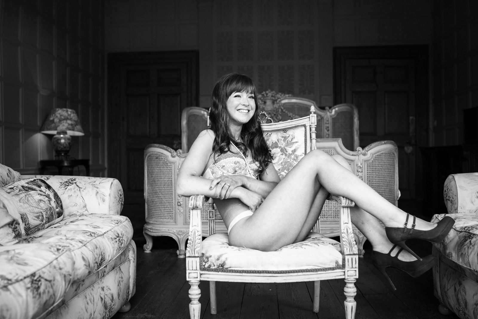 Norfolk Boudoir photography__bridal boudoir_ tatum reid_Narborough Hall Gardens (15)