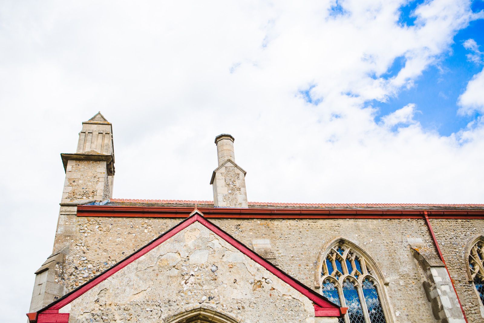 Norfolk wedding_outside summer wedding_colin and wick_pink balloons_norwich_tatum reid photography (47)