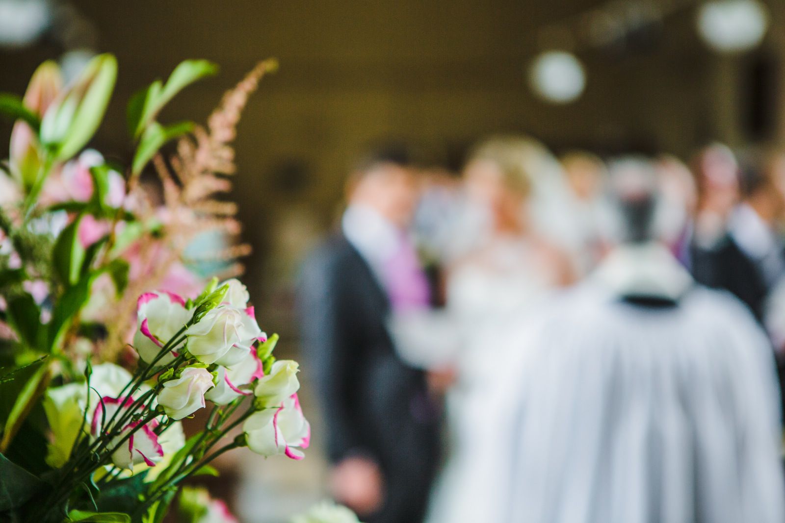 Norfolk wedding_outside summer wedding_colin and wick_pink balloons_norwich_tatum reid photography (40)