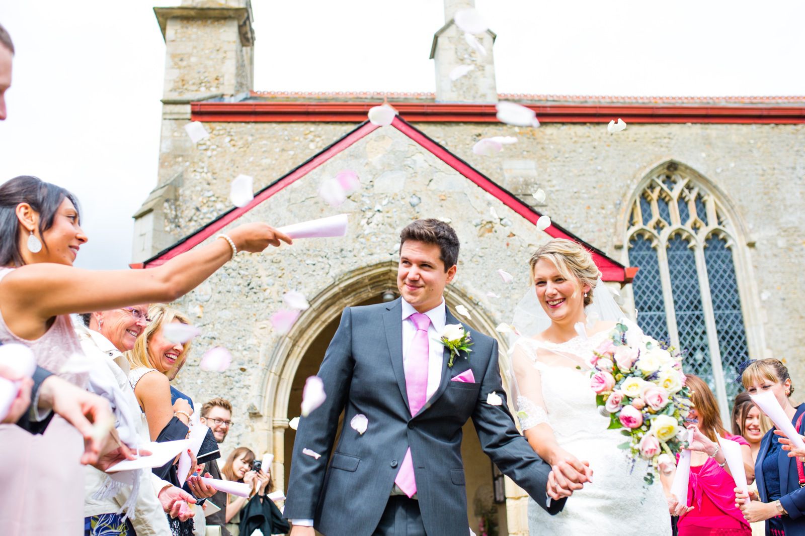 Norfolk wedding_outside summer wedding_colin and wick_pink balloons_norwich_tatum reid photography (36)