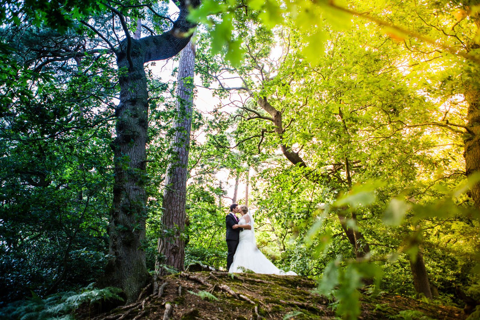 Norfolk wedding_outside summer wedding_colin and wick_pink balloons_norwich_tatum reid photography (26)