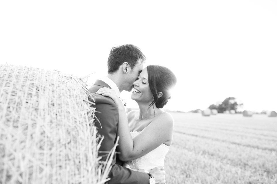 Westfield farm_Norfolk wedding photography_Norwich outdoor wedding (4) Westfield farm_Norfolk wedding photography_Norwich outdoor wedding_tatum reid (4)