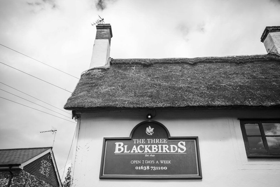 Granary Estate wedding photography_Newmarket, suffolk_tatum reid _natural wedding_countryside wedding_tara and dave_granary barn (16)