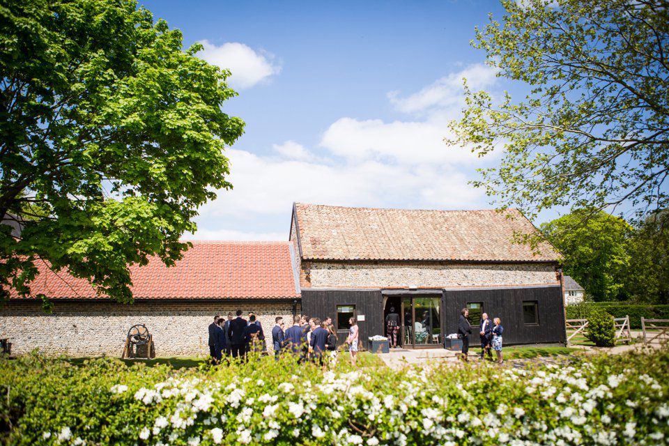 Granary Estate wedding photography_Newmarket, suffolk_tatum reid _natural wedding_countryside wedding_tara and dave_granary barn (12)