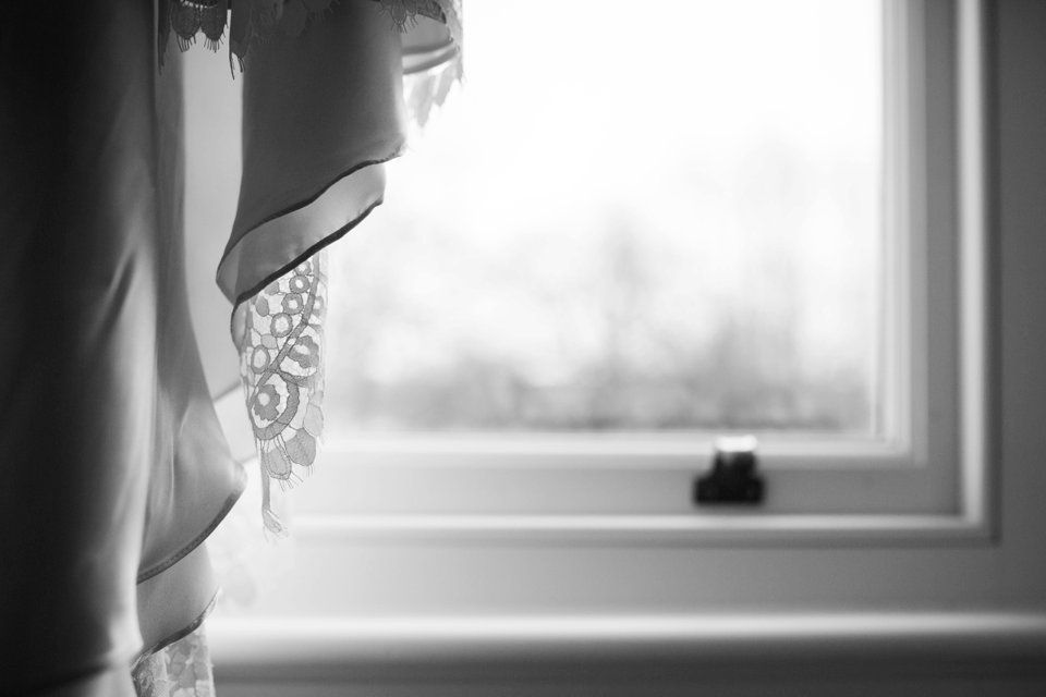 tatum reid photography_wedding _diy rustic vintage back garden wedding _barn_suffolk_norfolk_yellow dresses (33)