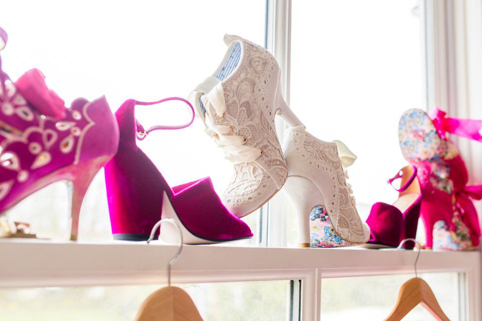 tatum reid photography_wedding _diy rustic vintage back garden wedding _barn_suffolk_norfolk_yellow dresses (30)