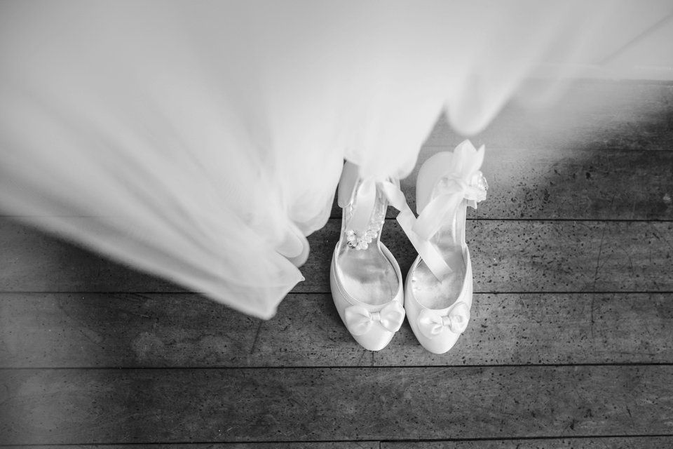 © www.Voewood wedding photography_rustic outdoor alternative autumn wedding_tatum reid _0324