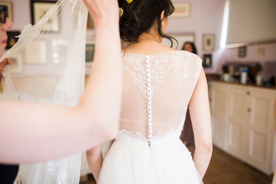 © www.Voewood wedding photography_rustic outdoor alternative autumn wedding_tatum reid _0340