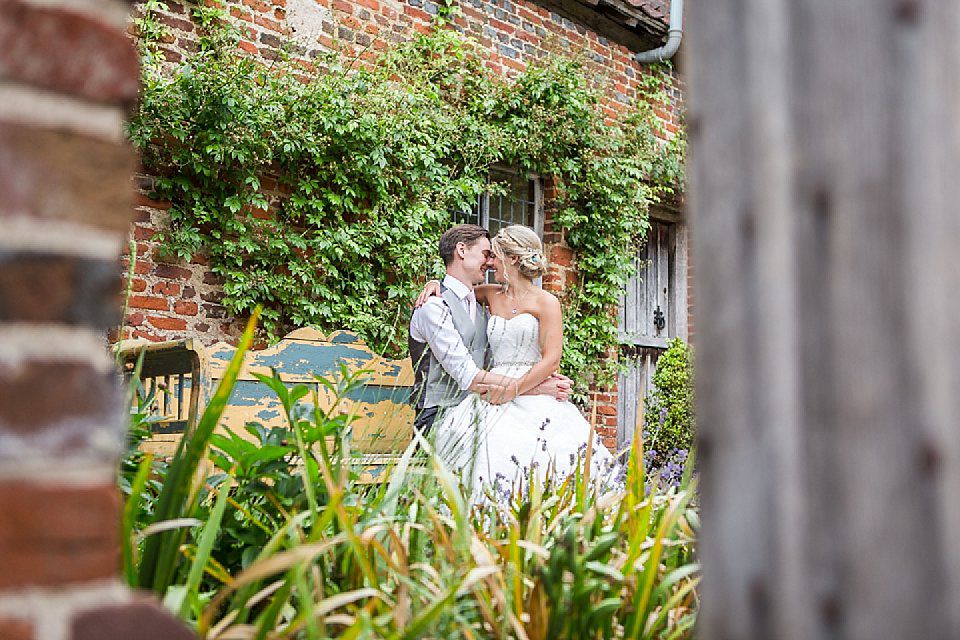 Norfolk wedding photographer Hales Hall