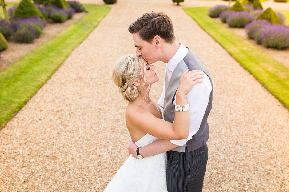 Norfolk wedding photographer Hales Hall