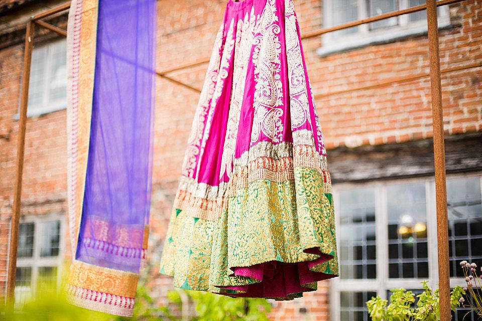 Norfolk Photographer Tatum Reid | Hales Hall Hindu Indian colourful wedding _0003