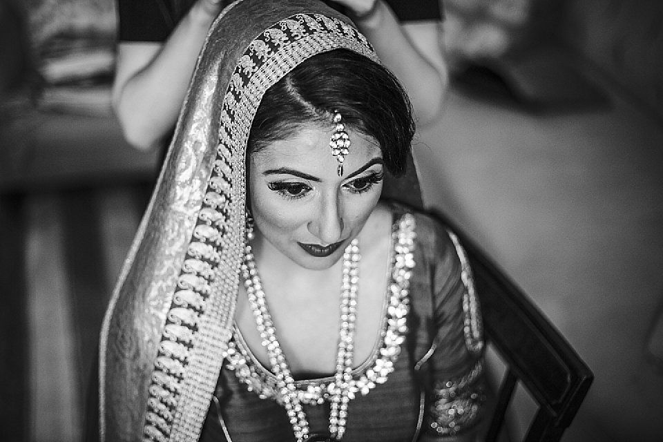 Norfolk Photographer Tatum Reid | Hales Hall Hindu Indian colourful wedding _0010