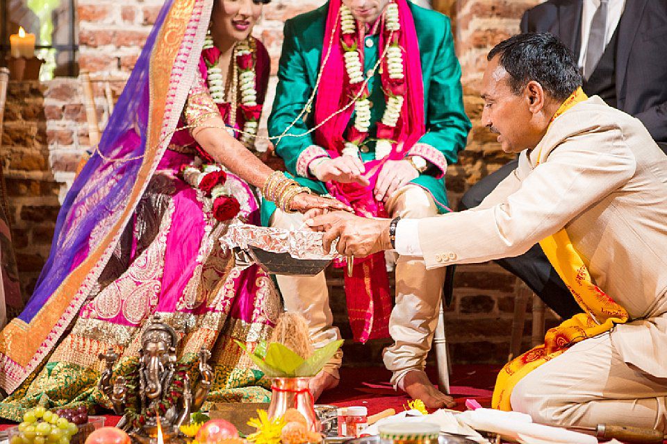 Norfolk Photographer Tatum Reid | Hales Hall Hindu Indian colourful wedding _0017