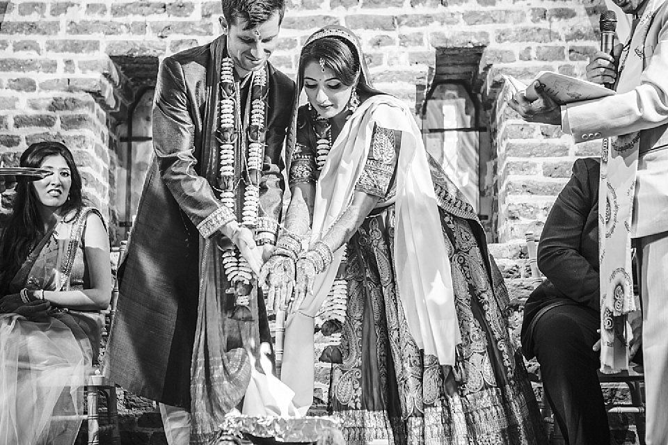Norfolk Photographer Tatum Reid | Hales Hall Hindu Indian colourful wedding _0018