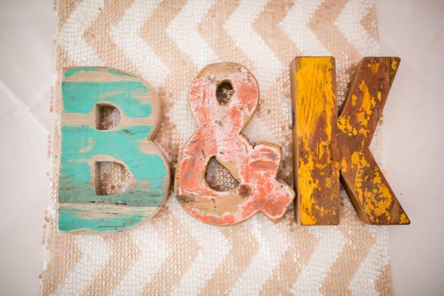 Travel themed wedding_Suffolk_norfolk wedding photography_tatum reid_pastels_world map_pink bridesmaid dresses_natural wedding photography_outside music bill downs (1)