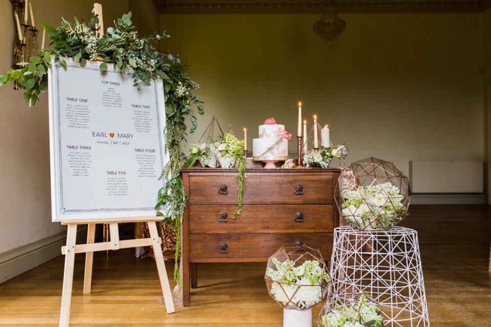 Narborough hall wedding venue_Norfolk_simplistic white and gold_tatum reid photography_mixed race wedding_feathers_classic_vintage hairpin (29)