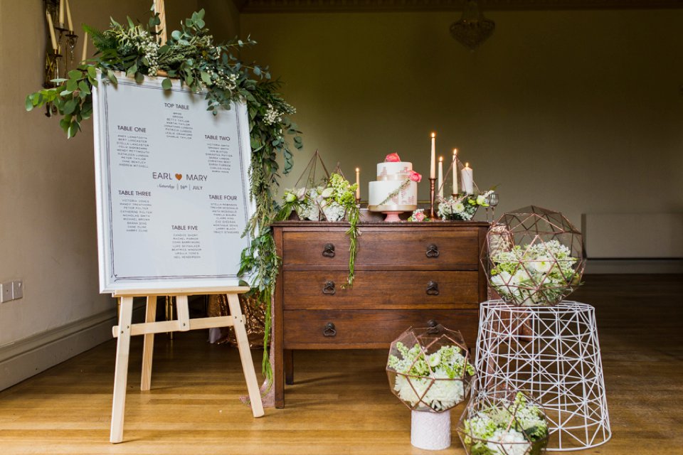 Narborough hall wedding venue_Norfolk_simplistic white and gold_tatum reid photography_mixed race wedding_feathers_classic_vintage hairpin (24)