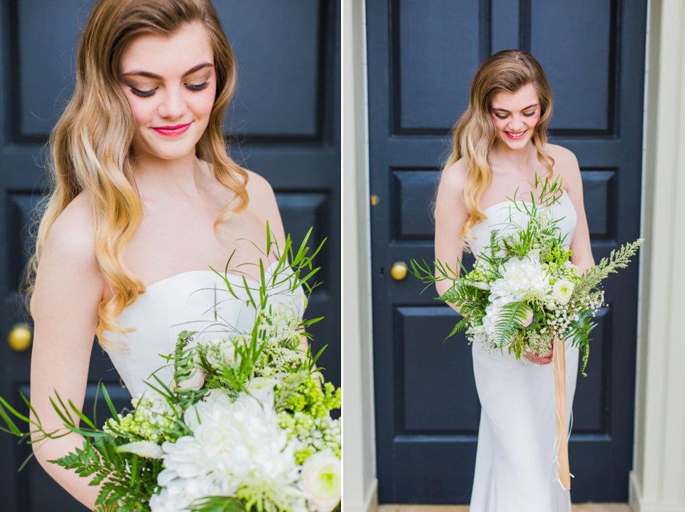 Narborough hall wedding venue_Norfolk_simplistic white and gold_tatum reid photography_mixed race wedding_feathers_classic_vintage hairpin (10)