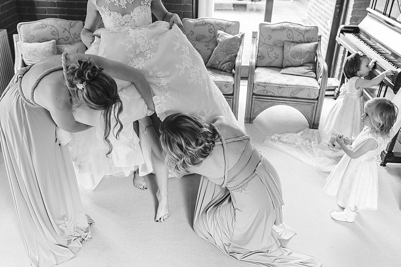 tatum_reid photography_stately home wedding_somerleyton hall_romantic yellow and grey theme (106) (44)
