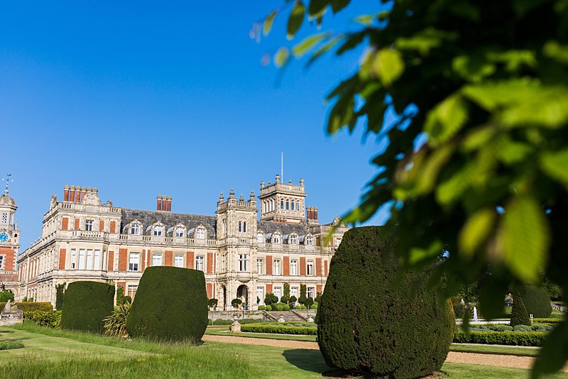 tatum_reid photography_stately home wedding_somerleyton hall_romantic yellow and grey theme (106) (32)